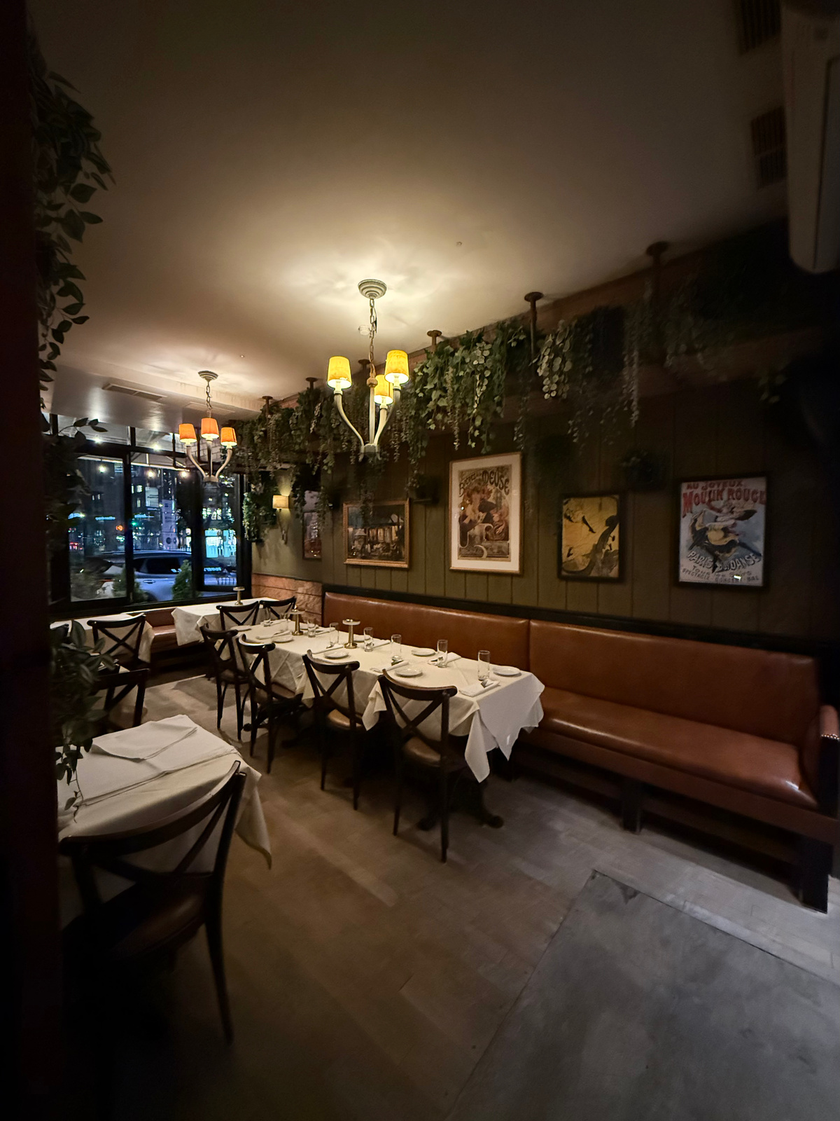 La Salle de Vienne dining room at La Sirène SoHo